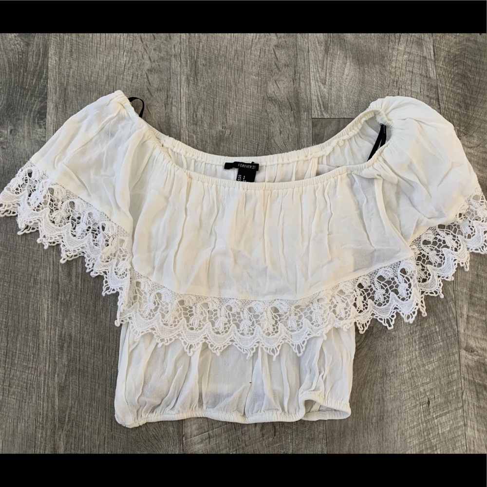 Forever 21 off the shoulder crop top. - Picture 3 of 4